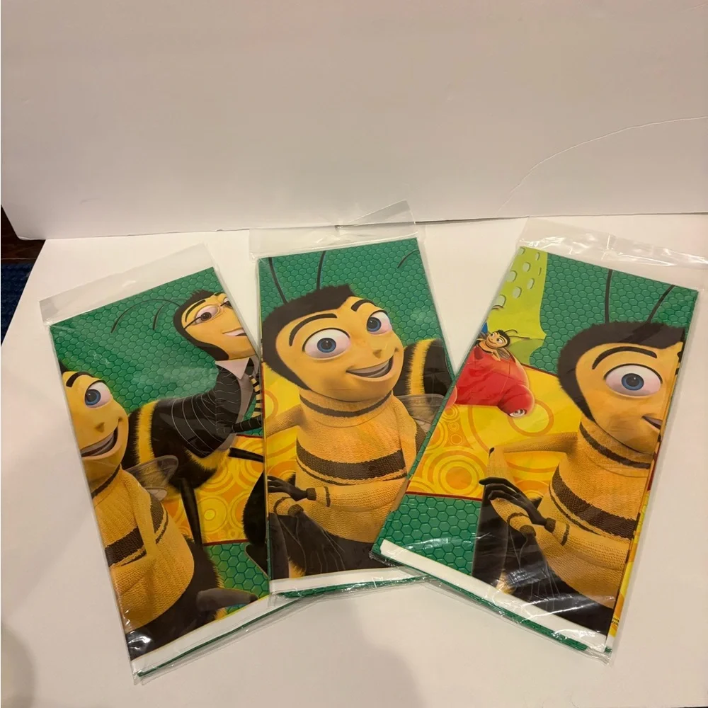 Brand New 2007 Dreamworks Bee Movie Party Table cloths